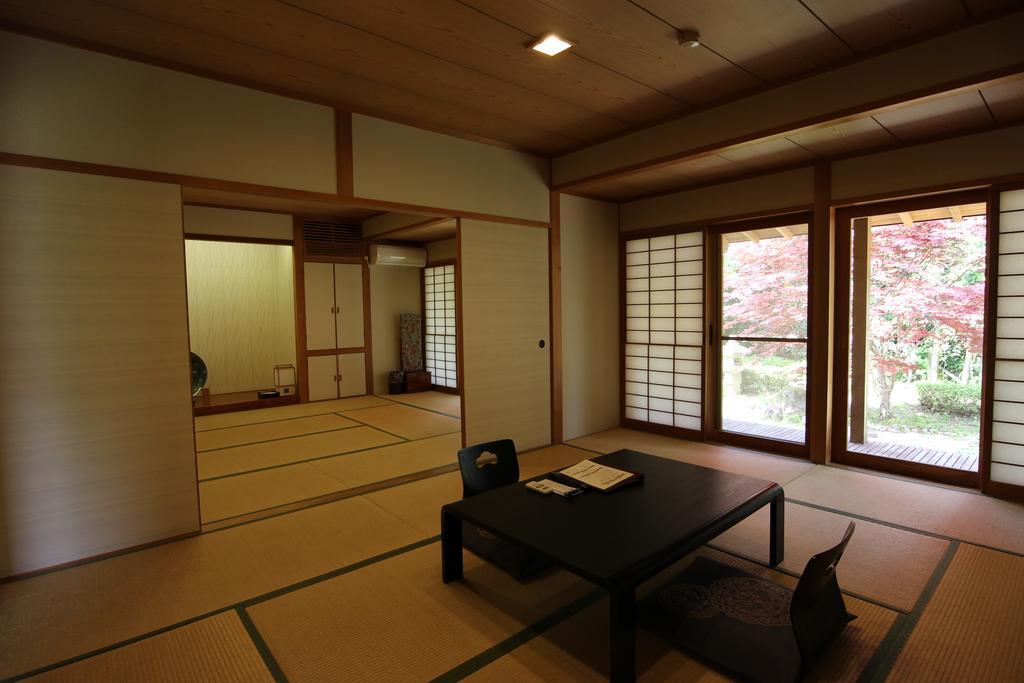 Yamaga Onsen Kazenosato Hotel Kitsuki Exterior foto